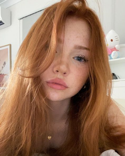 Mia